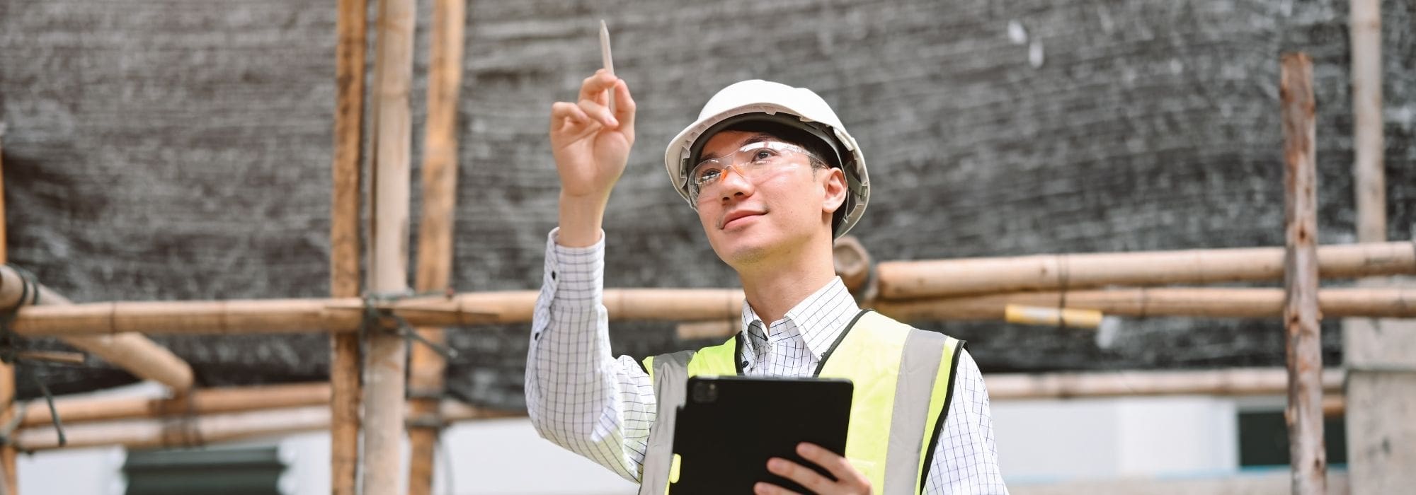 Engineer carrying out PSI condition assessment on site